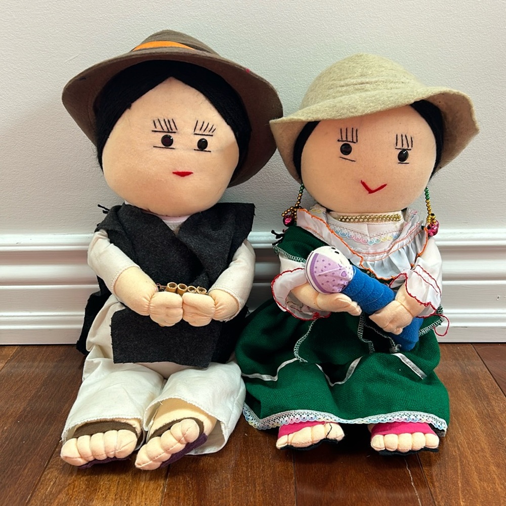 Ecuadorian Artisanal Dolls